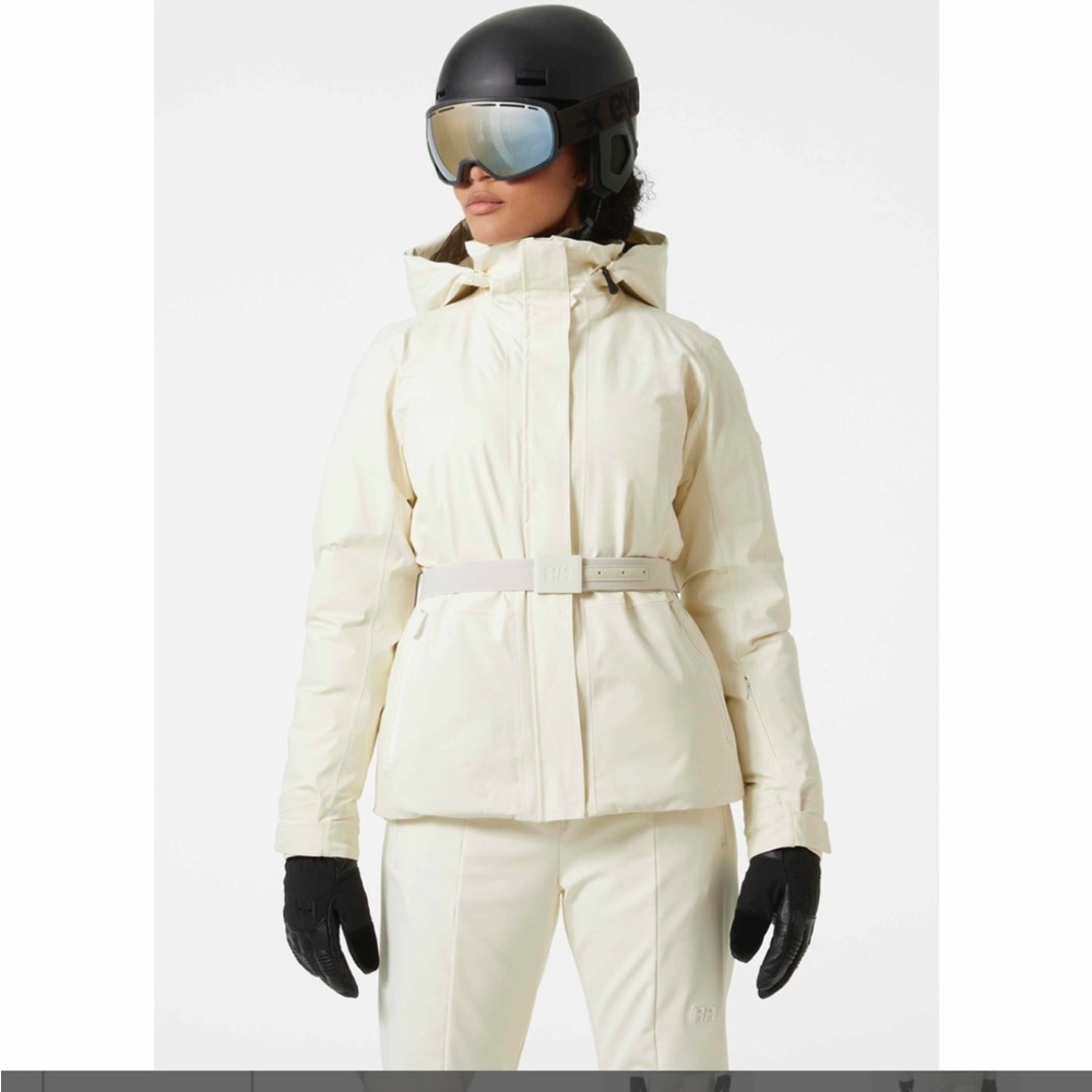 Helly Hansen Women's Cortina
Insulated  ski Jacket size M cream white NWT